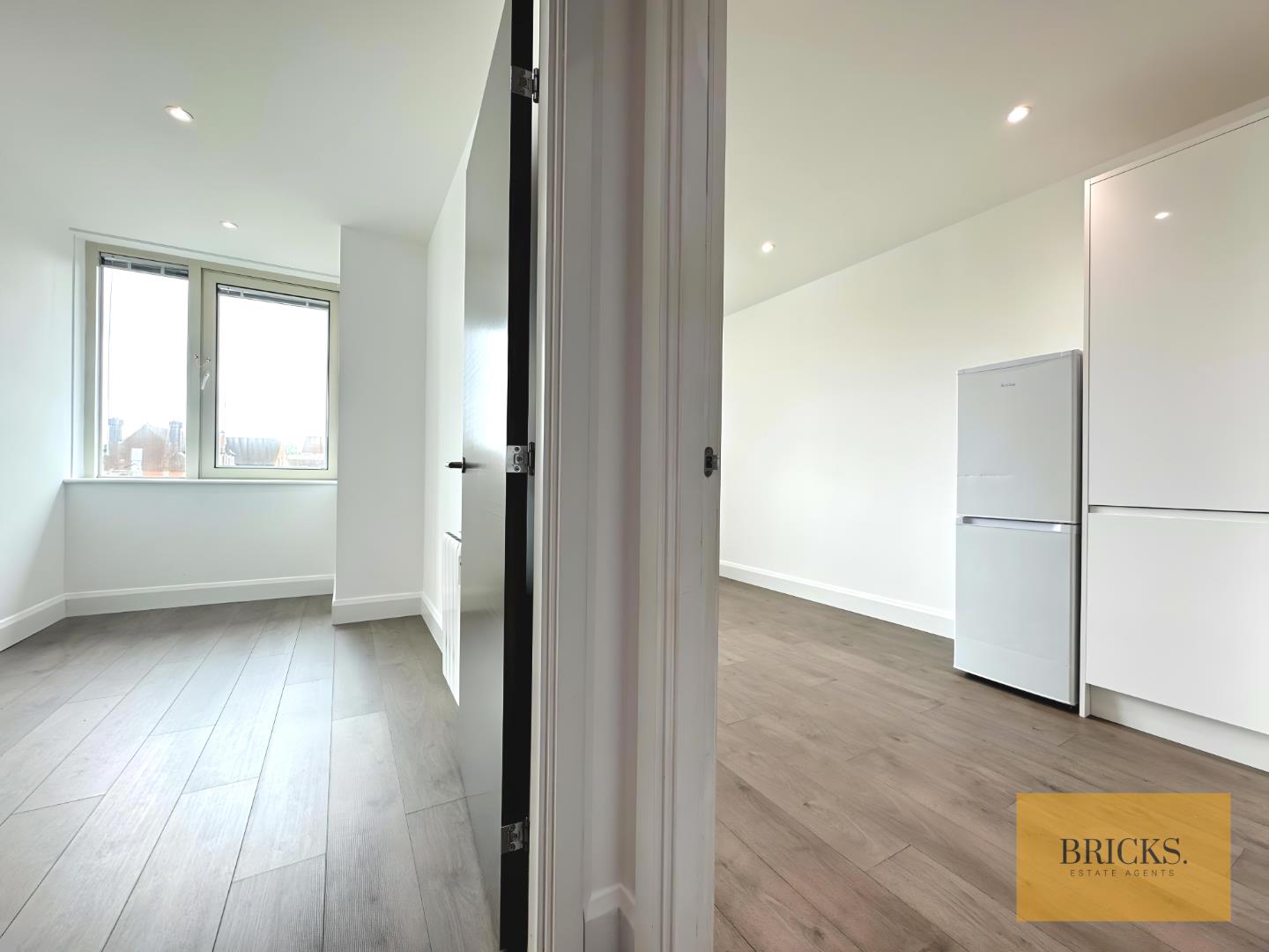 ee4TCAGxGUegtsDlHA-QeQ